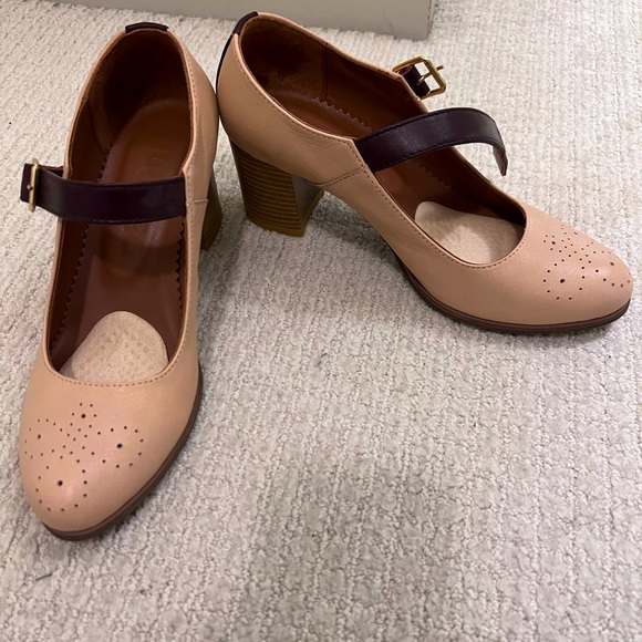 Julia Bo heels size 37 - Picture 2 of 6